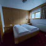 게스트하우스 Haus Monika Und Haus Claudia 2*