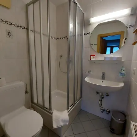 Haus Monika Und Haus Claudia 2* 메이른호픈