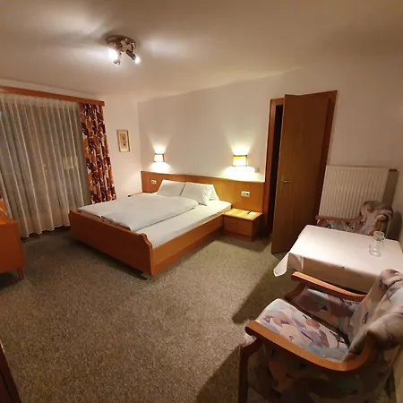 Haus Claudia Und Haus Monika