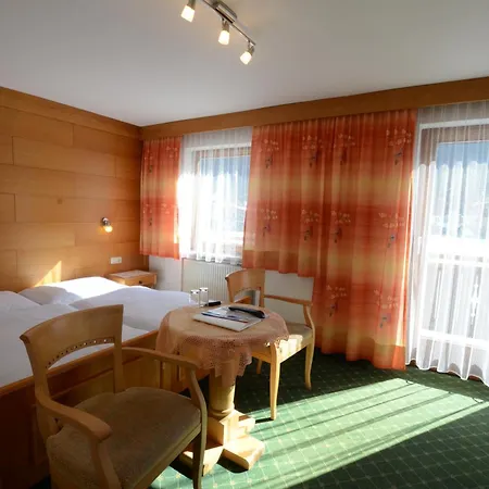 بيت ضيافة Haus Monika Und Haus Claudia مايرهوفن