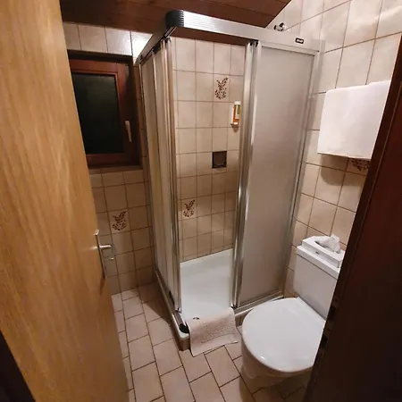 Haus Monika Und Haus Claudia Гостьовий будинок