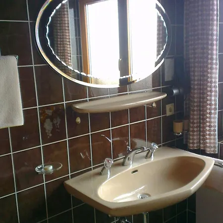 Haus Claudia Und Haus Monika Gasthof Mayrhofen