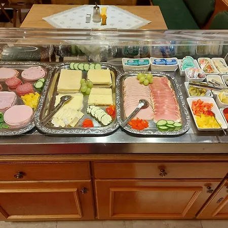 Haus Monika Und Haus Claudia بيت ضيافة