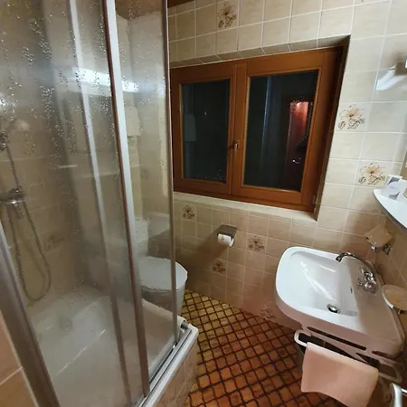 Гостьовий будинок Haus Monika Und Haus Claudia 2*