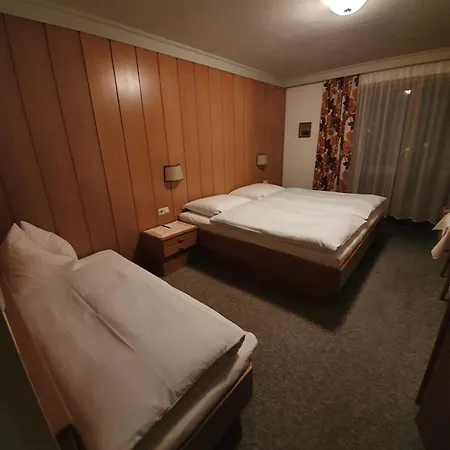 Haus Monika Und Haus Claudia 2*