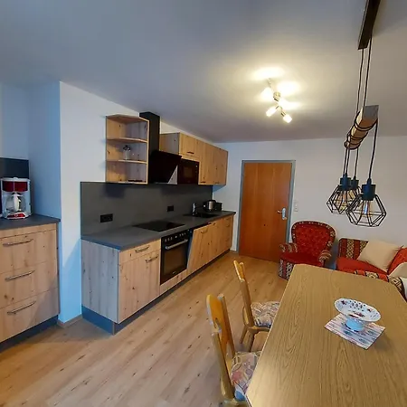 Haus Monika Und Haus Claudia Гостьовий будинок