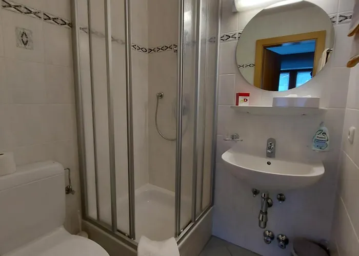 Haus Monika Und Haus Claudia 2* מאיירהופן