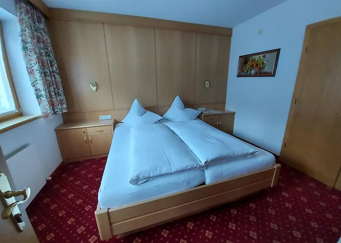 Haus Monika Und Haus Claudia Гостевой дом 2*