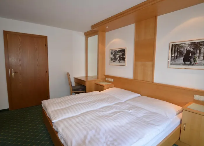 Haus Monika Und Haus Claudia 2* מאיירהופן