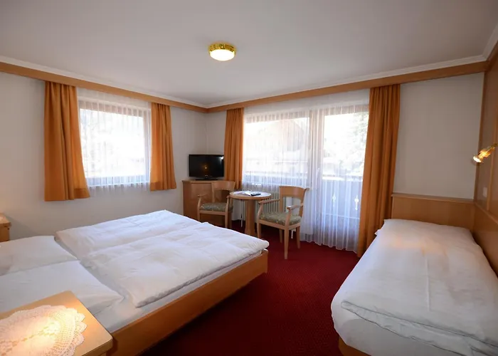 Haus Monika Und Haus Claudia בית הארחה