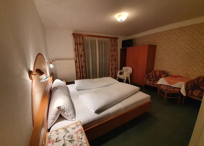 Πανσιόν Haus Monika Und Haus Claudia