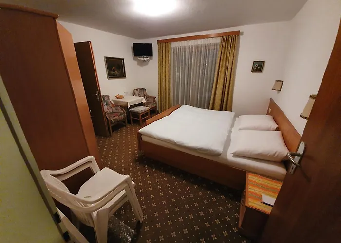 Πανσιόν Haus Monika Und Haus Claudia 2*