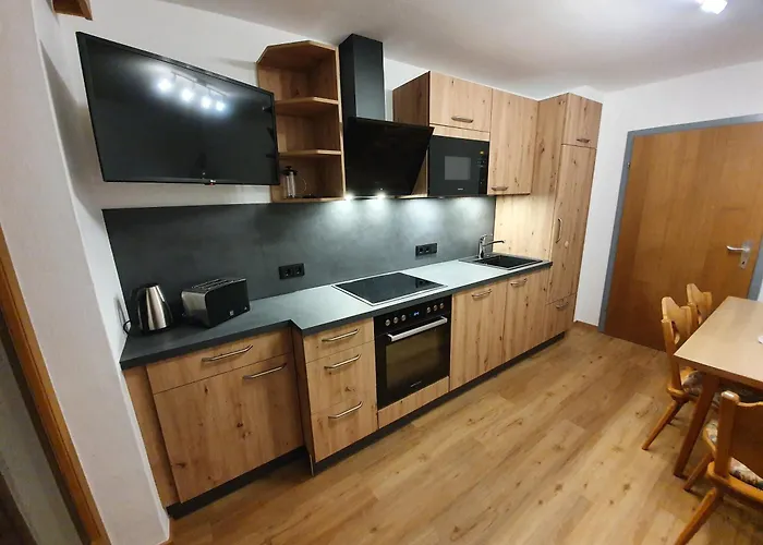 Haus Monika Und Haus Claudia 2* מאיירהופן