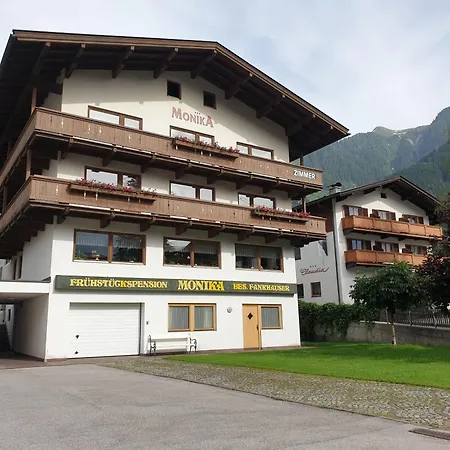 Pensjonat Haus Monika Und Haus Claudia Mayrhofen