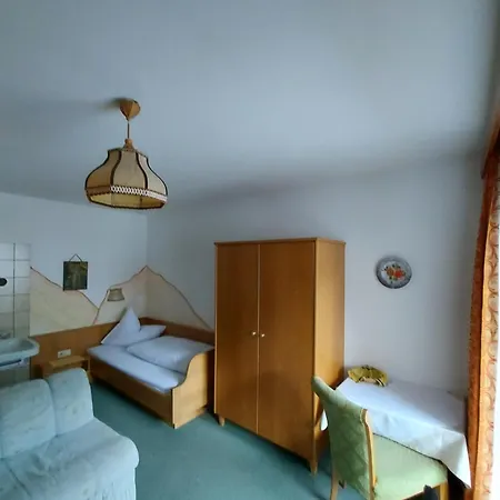 Haus Monika Und Haus Claudia Pensjonat 2*