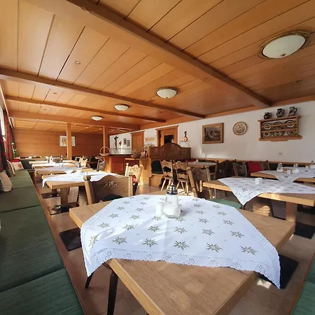 Haus Monika Und Haus Claudia Gæstehus Mayrhofen